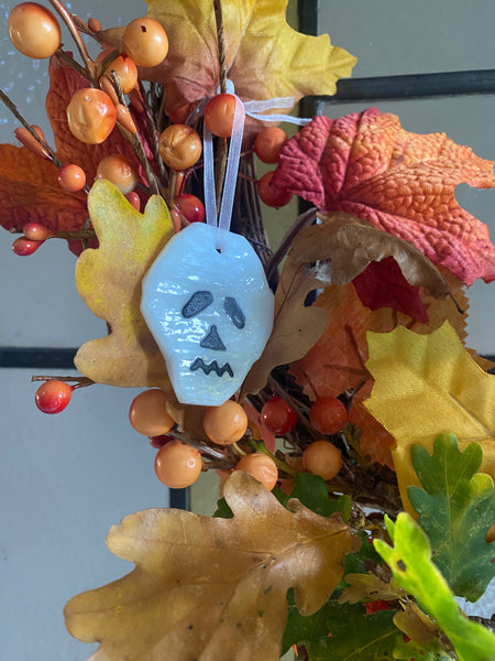 Skeleton head hanging decorations